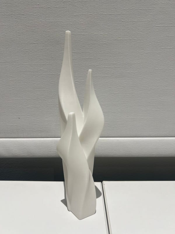 3D-printed model of the three-fin tower